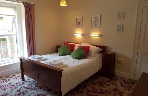 Cortober House | Bridge House