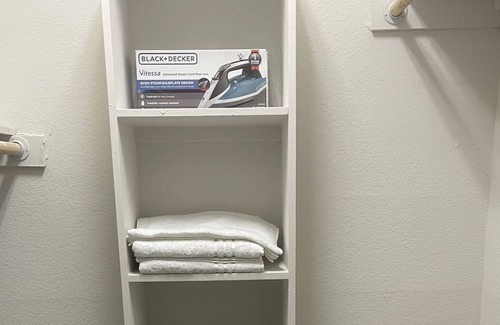 Valley Ranch Apartment | Bridgelake Getaway