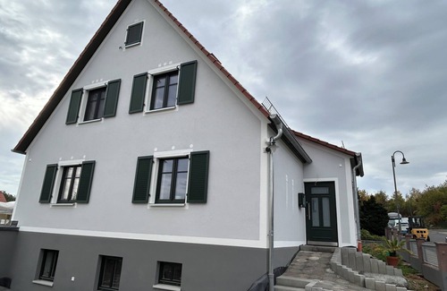 Fulda Apartment | Bright 87 sqm with Rhön view & sun terrace, city bus & A7 connection