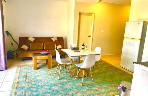 Gungahlin House | Bright and beautiful 3bd house in central Gungahlin, sleep 6 FREE WiFi