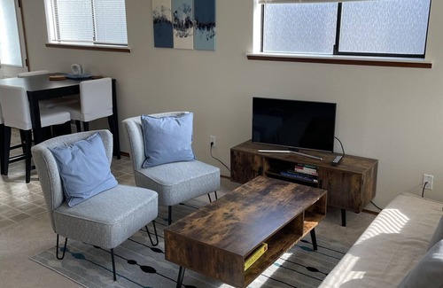 Lawton Park House | Bright and cozy townhome with private setting