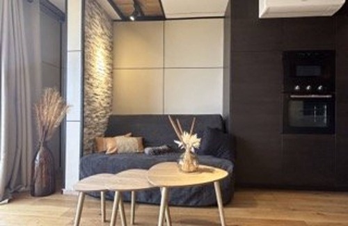 Banyuls-sur-Mer Apartment | Bright apartment sleeps 6, 3 rooms, parking, renovated, 300m from the beach