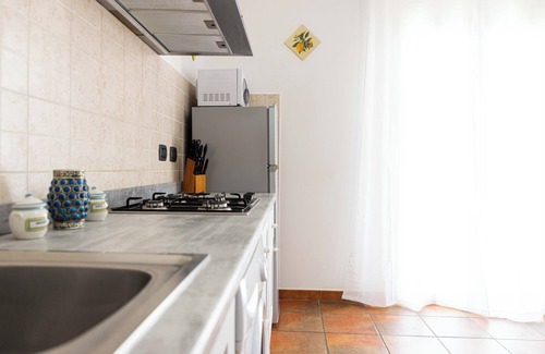 Balestrate House | Bright apartment with sea view 200 meters from the beach wi fi car rental