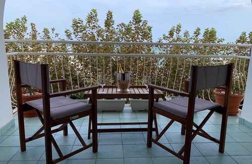 Anzio Apartment | Bright central apartment 2 floor elevator, harbor front, 100 mt. beach