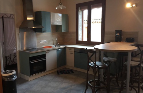 Serignan Apartment | Bright, cozy, air-conditioned, family Apt. 80M2, 3 bedrooms, private garage