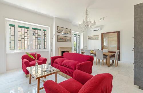 Quartiere III Pinciano Apartment | Bright Family 5BR Apartment in Parioli