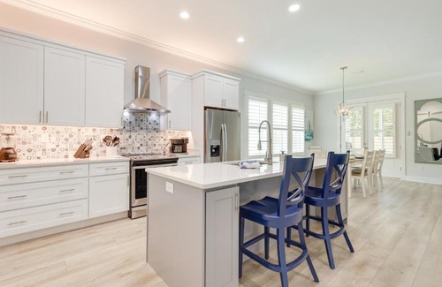 Foley House | Bright Foley Home with Patio - 7 Mi to Wharf and Beach