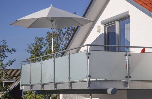 Taferrot Apartment | Bright modern vacation apartment - apartment with balcony - surrounded by beautiful nature