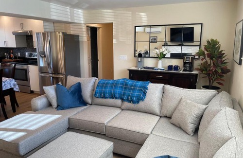 Okanagan-Similkameen Apartment | Bright poolside walkout two bedroom basement suite in the Okanagan