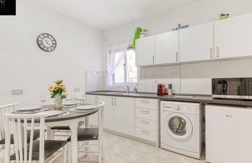 Tal-Ghoqod Apartment | Bright & spacious 2BR APT in Swieqi with balcony