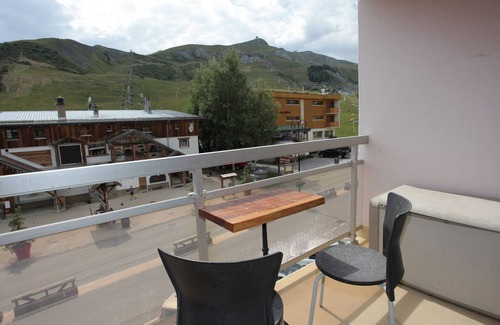 La Toussuire Apartment | Bright studio 4 pers., in the heart of the resort, pets allowed