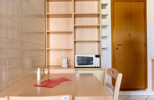 Historic Center Apartment | Bright Studio with balcony by Wonderful Italy