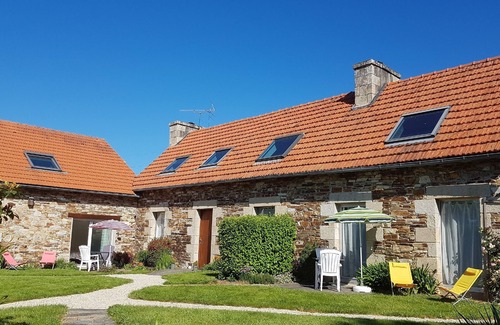 Lannion Apartment | Bright T2 cottage with terrace