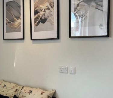 Bensham Manor Apartment | Brigstock 6