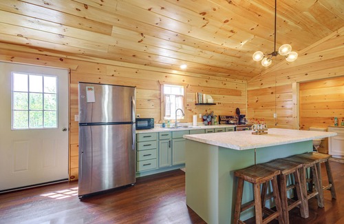 Urbana Cabin | Bring Your Boat: Cabin w/Lake Access in Halfway
