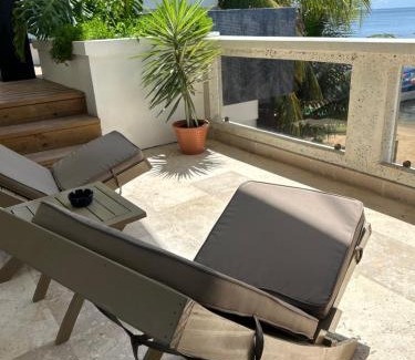Antoneys Cay Hotel | Brisas Del Mar Beach + Dive Resort