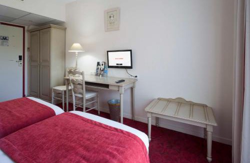 Nogent-le-Rotrou Hotel | Brit Hotel Du Perche