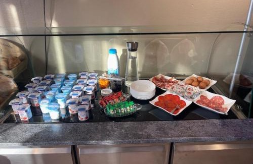 Lescar Hotel | Brit Hotel Essentiel Pau Lescar