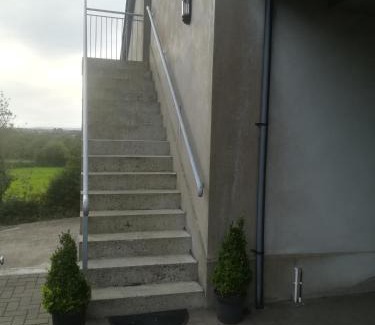 Lisnagunogue Apartment | Brodleys' Hill Studio 286d