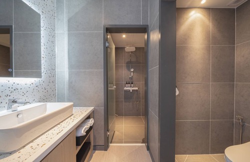 Siheung Hotel | Brown Dot Geobuksum