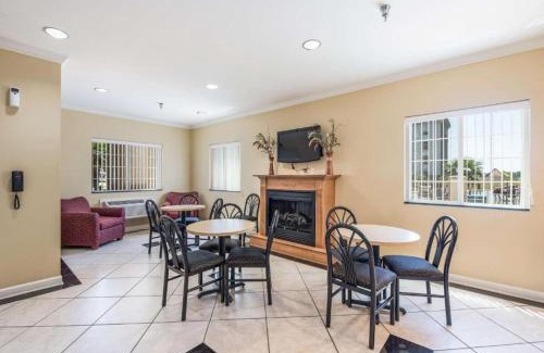 Bryant Hotel | Bryant Inn And Suites