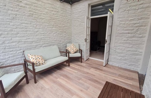 Skipton House | Brylie House, Large Central Family Home