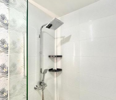 Iloilo City Proper Apartment | BT 1 Chic City Studio Retreat