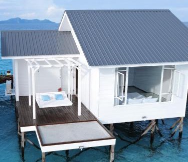 Sabah Hotel | Bubblefish Water Villa