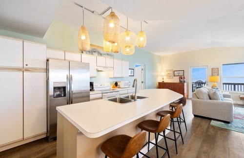 Cedar Key Apartment | Bubbles Up Gulf front condo