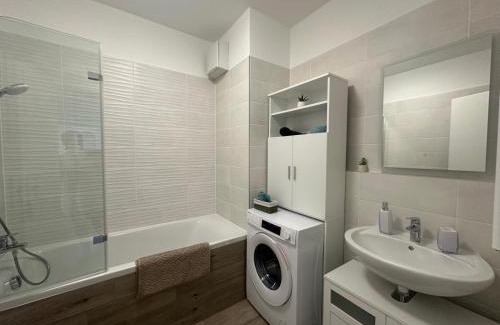 Bekasmegyer Apartment | BudaBright 192 I FreeParking