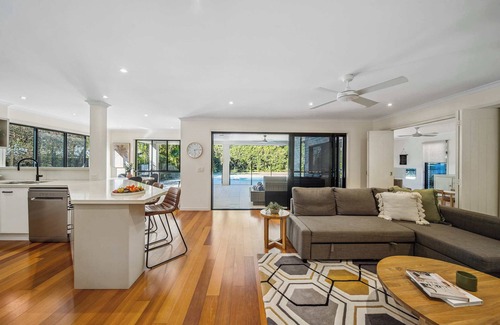 Buderim House | Buderim Mountaintop Retreat With Pool