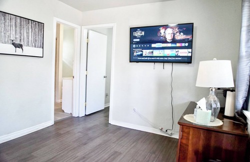 Central Oklahoma City Apartment | Budget Friendly Studio with Parking | $1400/month