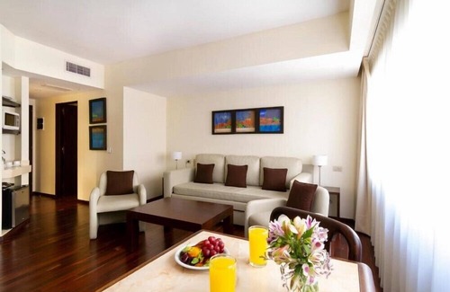 El Centro Hotel | Buenos Aires Magnificent 1BR Condo with Assess to Gym