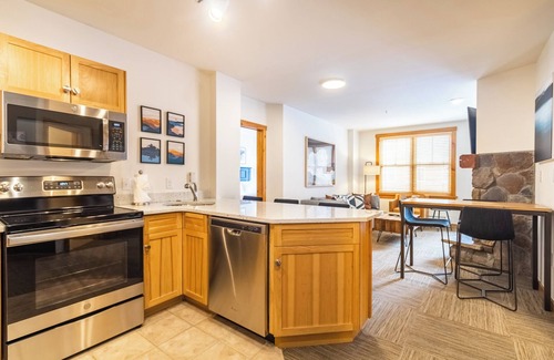 River Run Apartment | Buffalo Lodge #8367 by Summit County Mountain Retreats