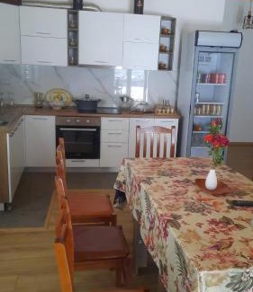 Albania Cabin | Bujtina Lugina e vjosës