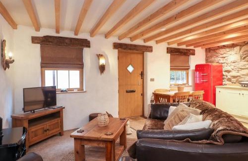 Nefyn House | Bull Bach Old Smithy