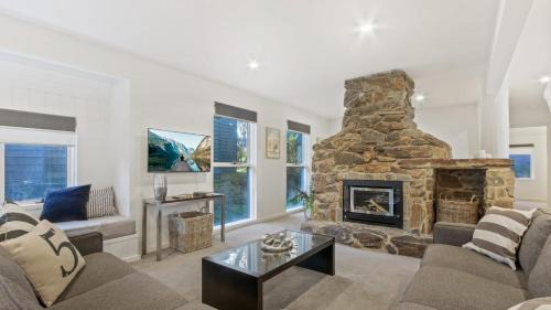 Dinner Plain Ski Chalet | Bullumwaal