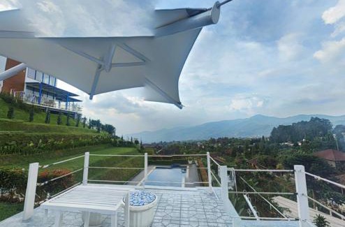 Ciloto House | Bumina Ayi