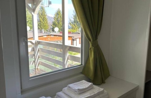 Oliveto Lario House | Bungalow "Casa Mobile 2" with Private Terrace, Private Garden & A/C