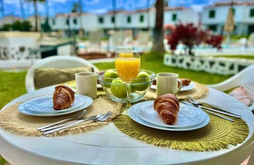 Playa del Ingles Apartment | Bungalow Caserio 47 by SunHousesCanarias