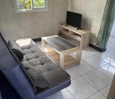 Basse-Terre House | Bungalow cosy près de Basse-Terre - 20 m² avec piscine