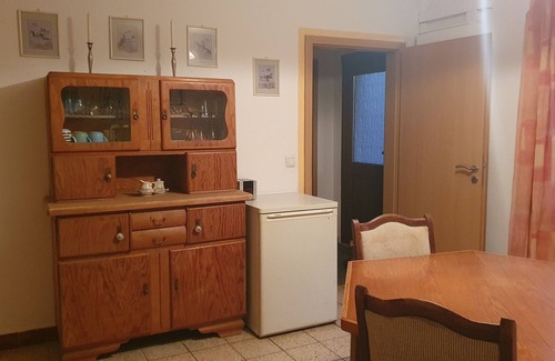 Guster House | Bungalow directly on the Elbe-Lübeck Canal with a large natural plot