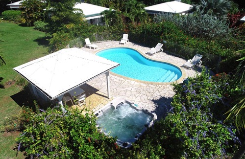 Le Francois Ski Chalet | BUNGALOWS POOL JACUZZI