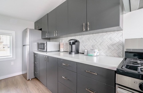 Leamington Cottage | Bunker by the Bay - Perfect Couples Getaway