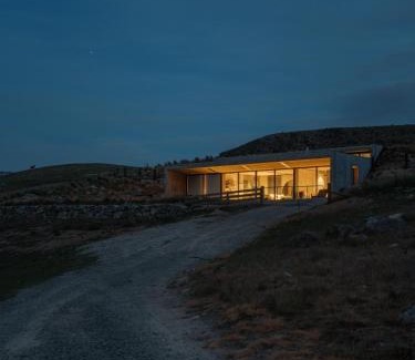 Lake Tekapo House | Bunker House