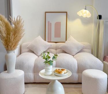 Gia Lam Apartment | Bunny Bliss-Service Apartment