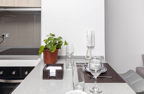 Concon Apartment | Burgundy View 1BR W/View, Balcony & Parking.