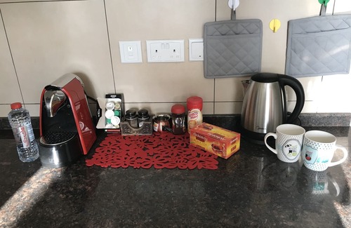 Al Sufouh 1 Apartment | Burj Al Arab view one bedroom sleeps 4