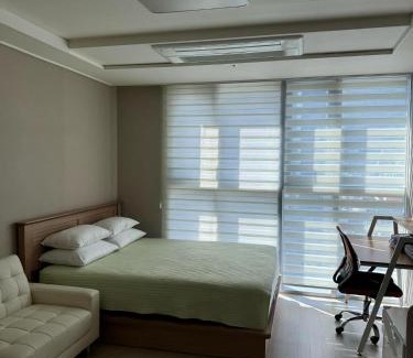 Choryang Apartment | Busan Station KTX House