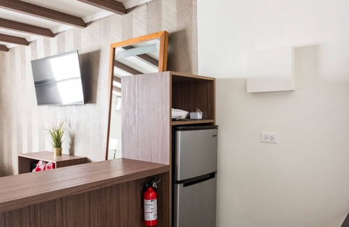 Bushiri Apartment | Bushiri's Long Life Building-Studio-Sleeps 4 #4